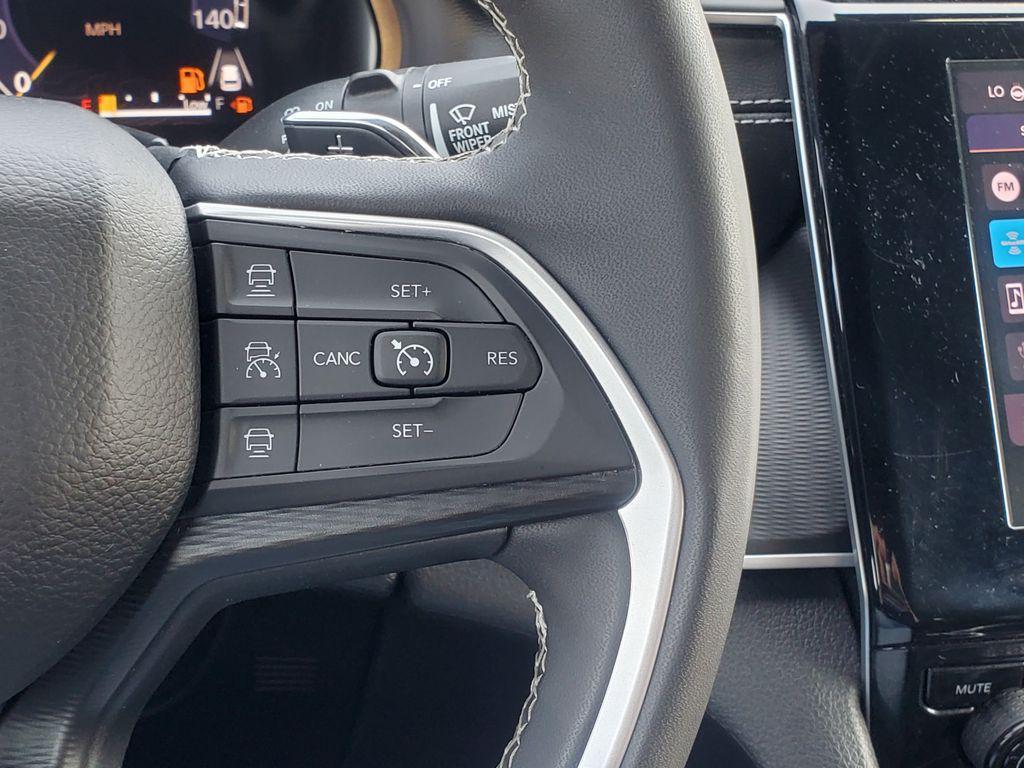 used 2025 Jeep Grand Cherokee L car, priced at $38,512
