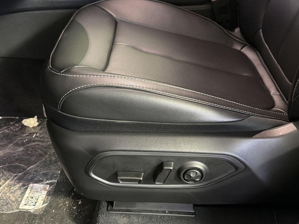 new 2026 Jeep Grand Cherokee L car, priced at $51,630