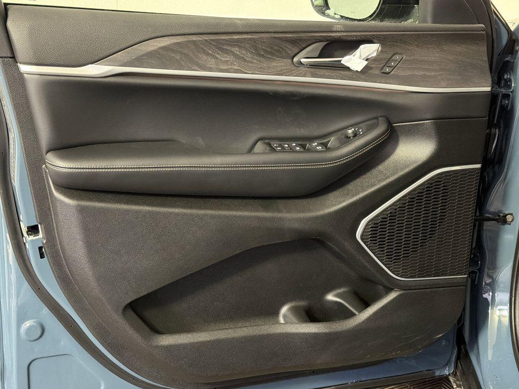 new 2026 Jeep Grand Cherokee L car, priced at $51,630