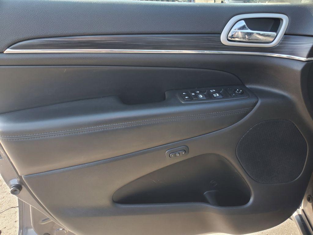 used 2020 Jeep Grand Cherokee car, priced at $24,900