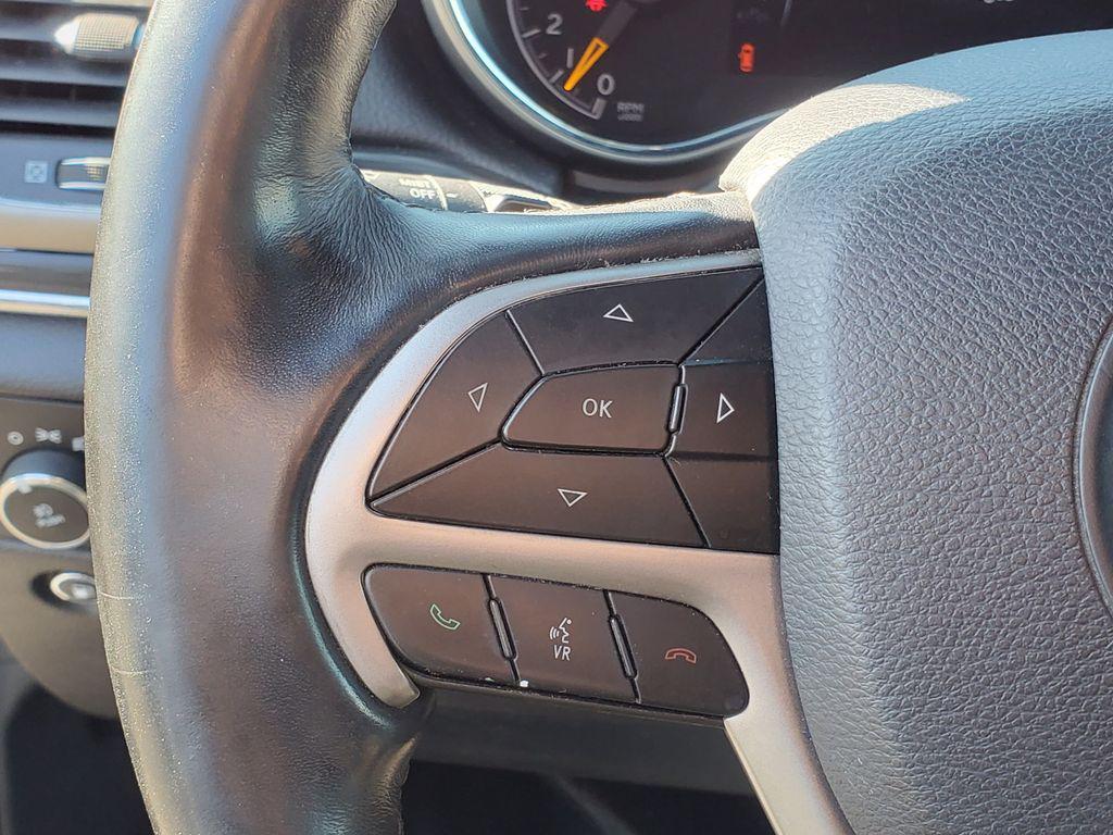 used 2020 Jeep Grand Cherokee car, priced at $24,900