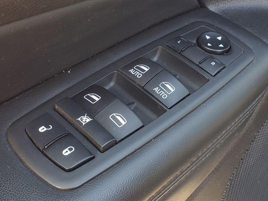 used 2020 Jeep Grand Cherokee car, priced at $24,900