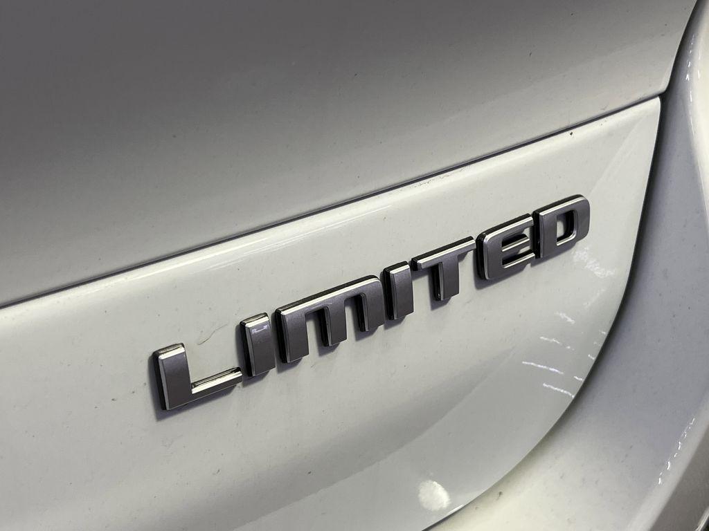 new 2025 Jeep Grand Cherokee L car, priced at $44,430