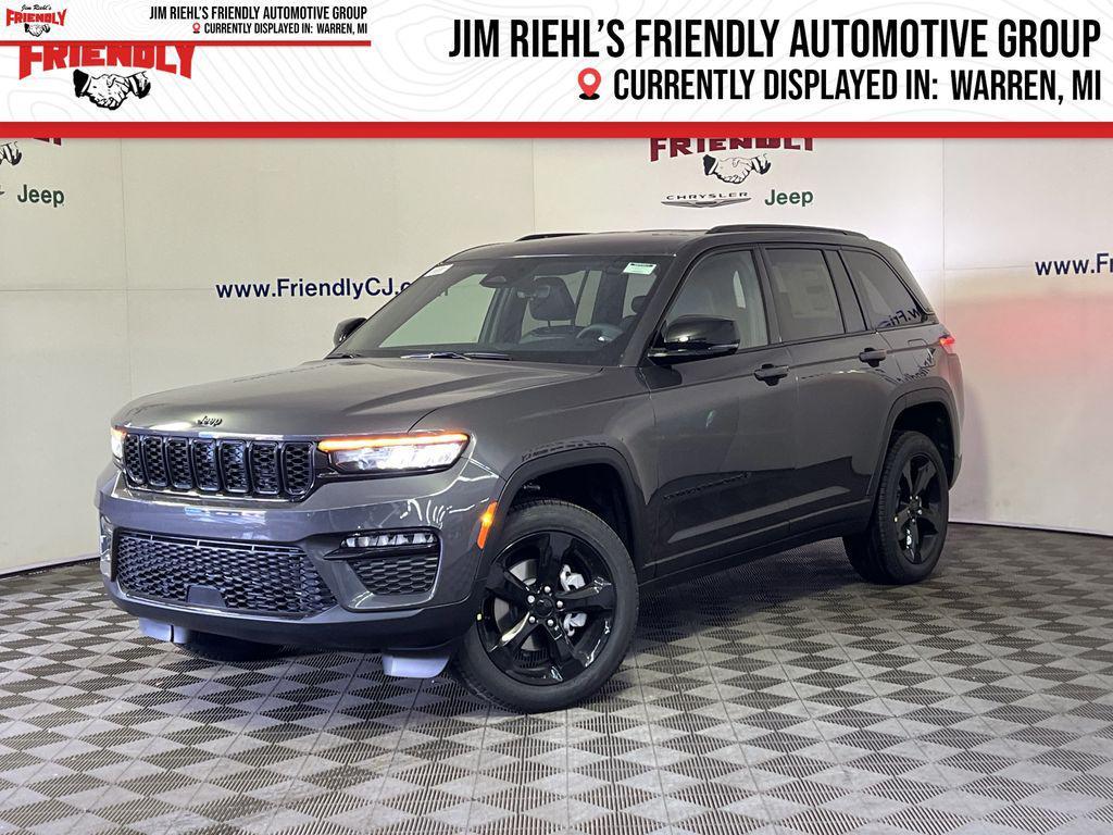 new 2025 Jeep Grand Cherokee car, priced at $43,304