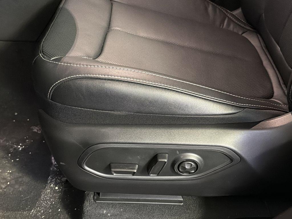 new 2026 Jeep Grand Cherokee L car, priced at $55,210