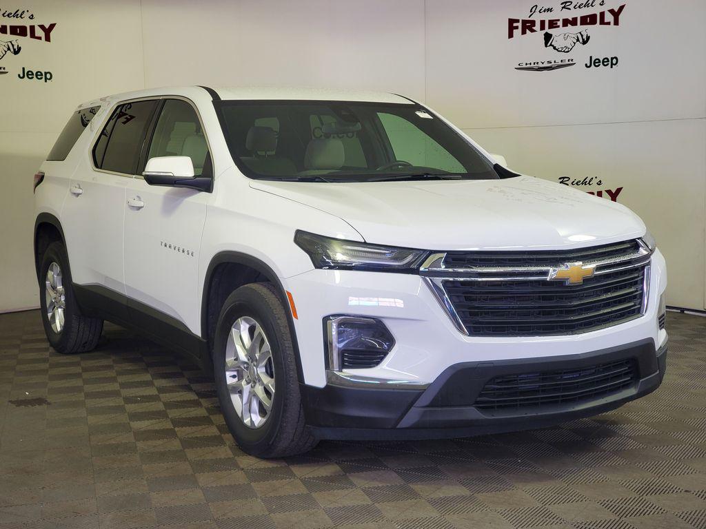 used 2023 Chevrolet Traverse car, priced at $28,058