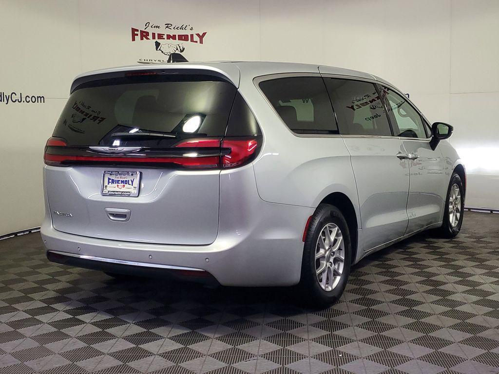 used 2024 Chrysler Pacifica car, priced at $26,254