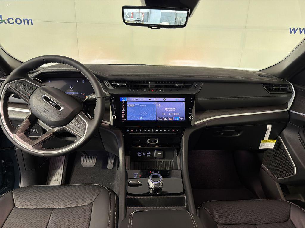 new 2026 Jeep Grand Cherokee car, priced at $45,510