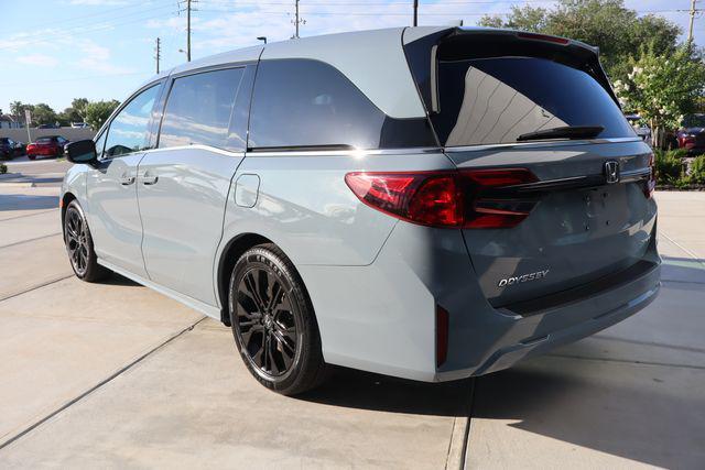 used 2025 Honda Odyssey car, priced at $35,518