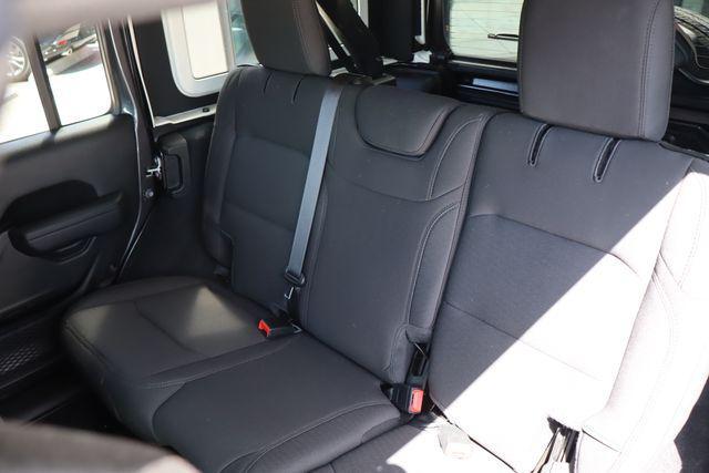 used 2022 Jeep Wrangler Unlimited car, priced at $32,238