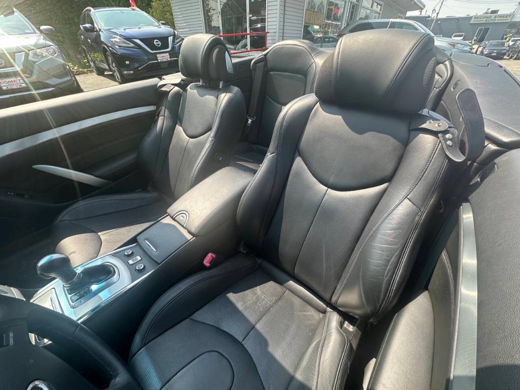 used 2015 INFINITI Q60 car, priced at $16,995