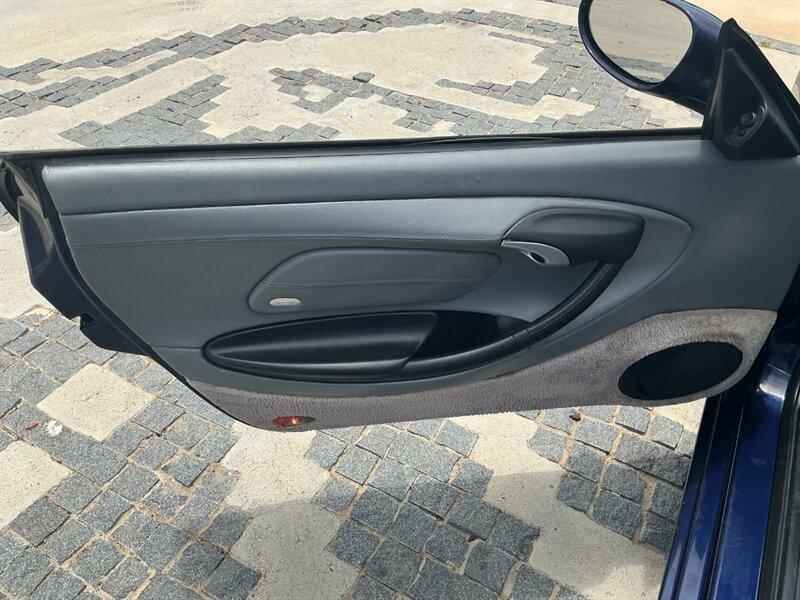 Porsche Boxster view 31
