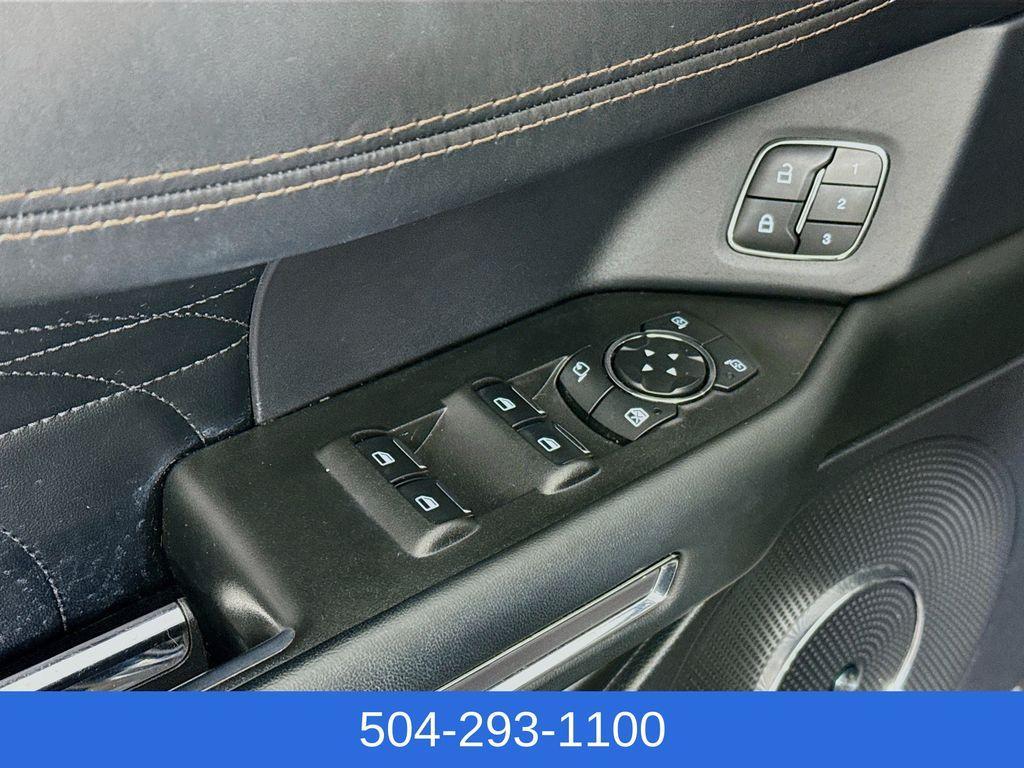 used 2021 Ford Expedition car, priced at $41,325