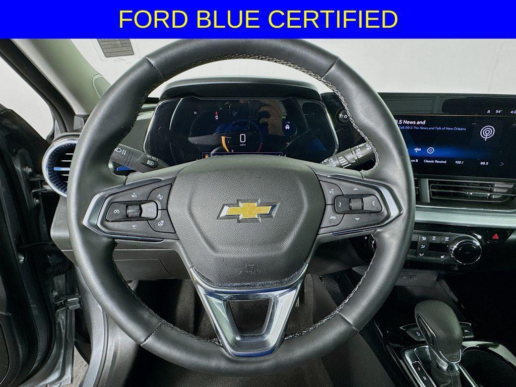 used 2025 Chevrolet Trax car, priced at $20,395