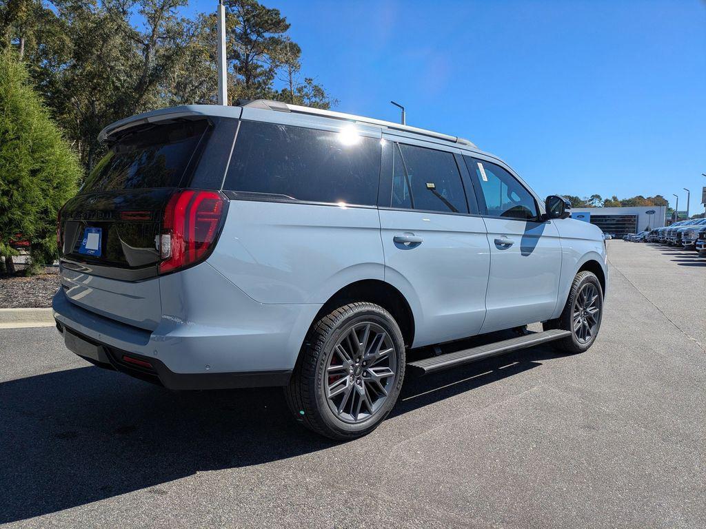 new 2025 Ford Expedition car, priced at $82,168