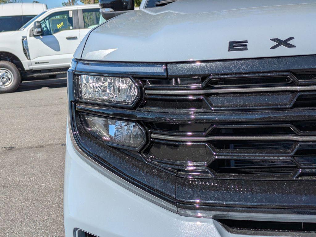 new 2025 Ford Expedition car, priced at $82,168