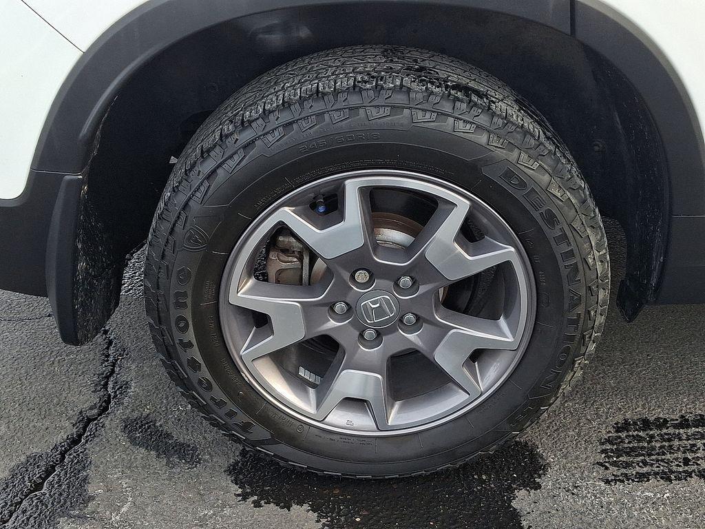 used 2023 Honda Passport car, priced at $32,360