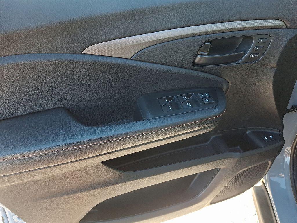 used 2023 Honda Passport car, priced at $34,980