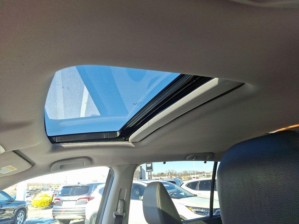 used 2022 Honda Pilot car, priced at $24,980