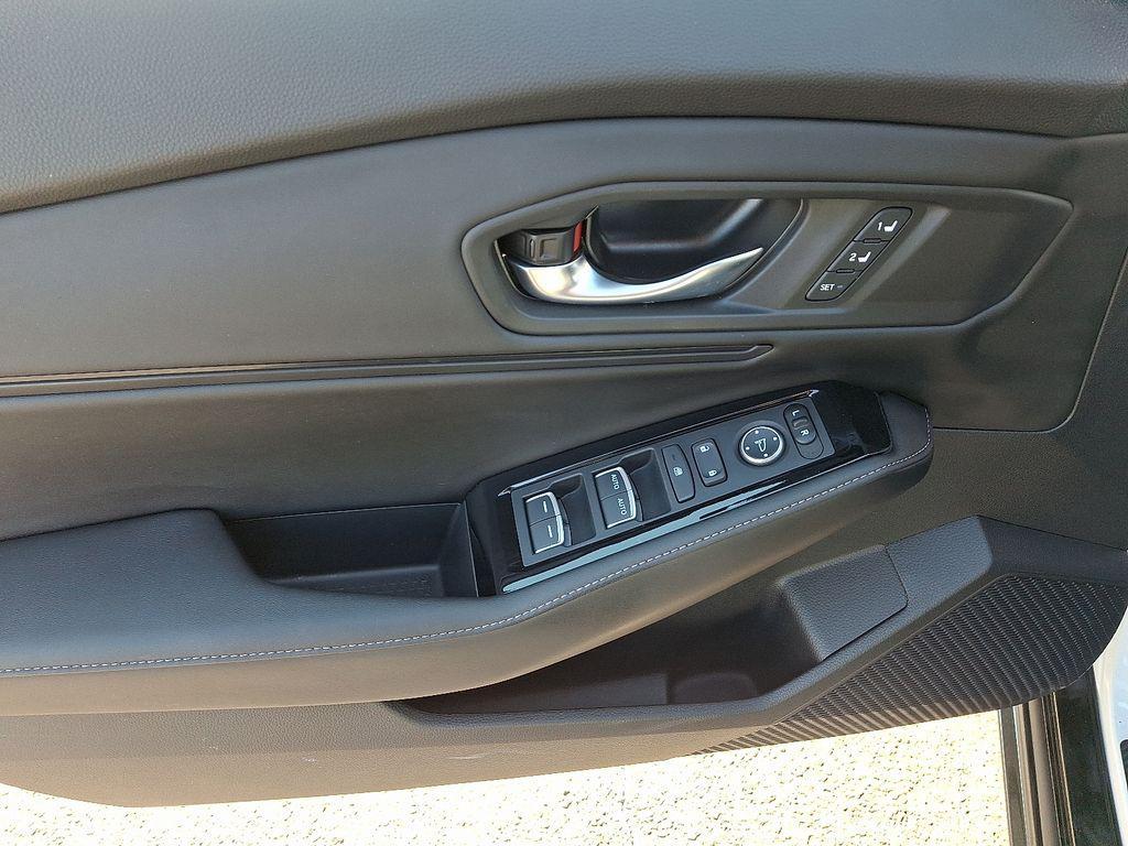 used 2025 Honda Accord Hybrid car, priced at $33,980