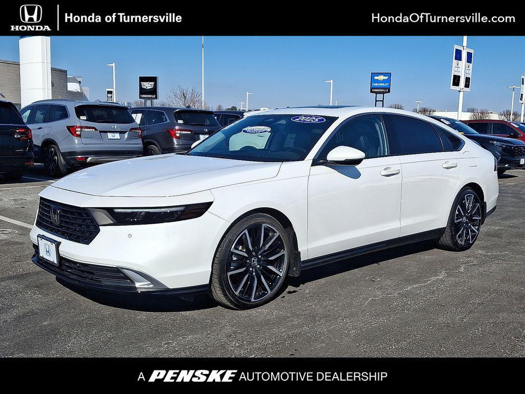 used 2025 Honda Accord Hybrid car, priced at $33,980