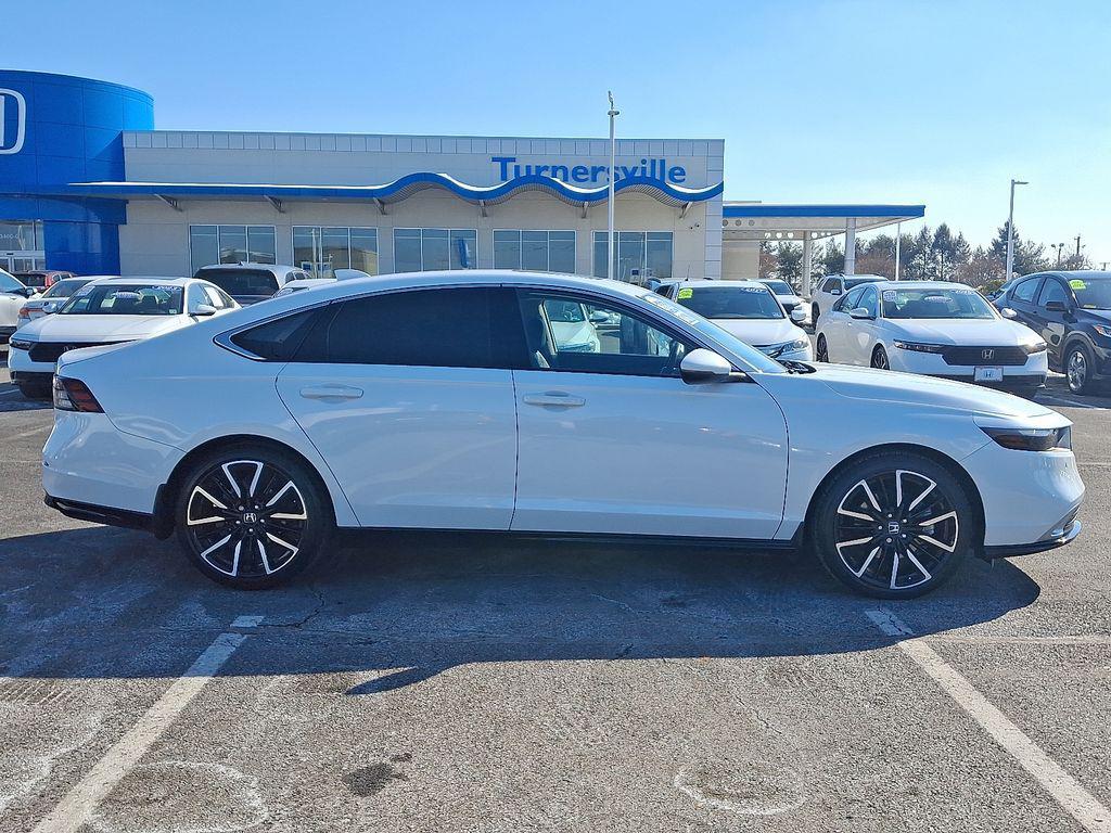 used 2025 Honda Accord Hybrid car, priced at $33,980