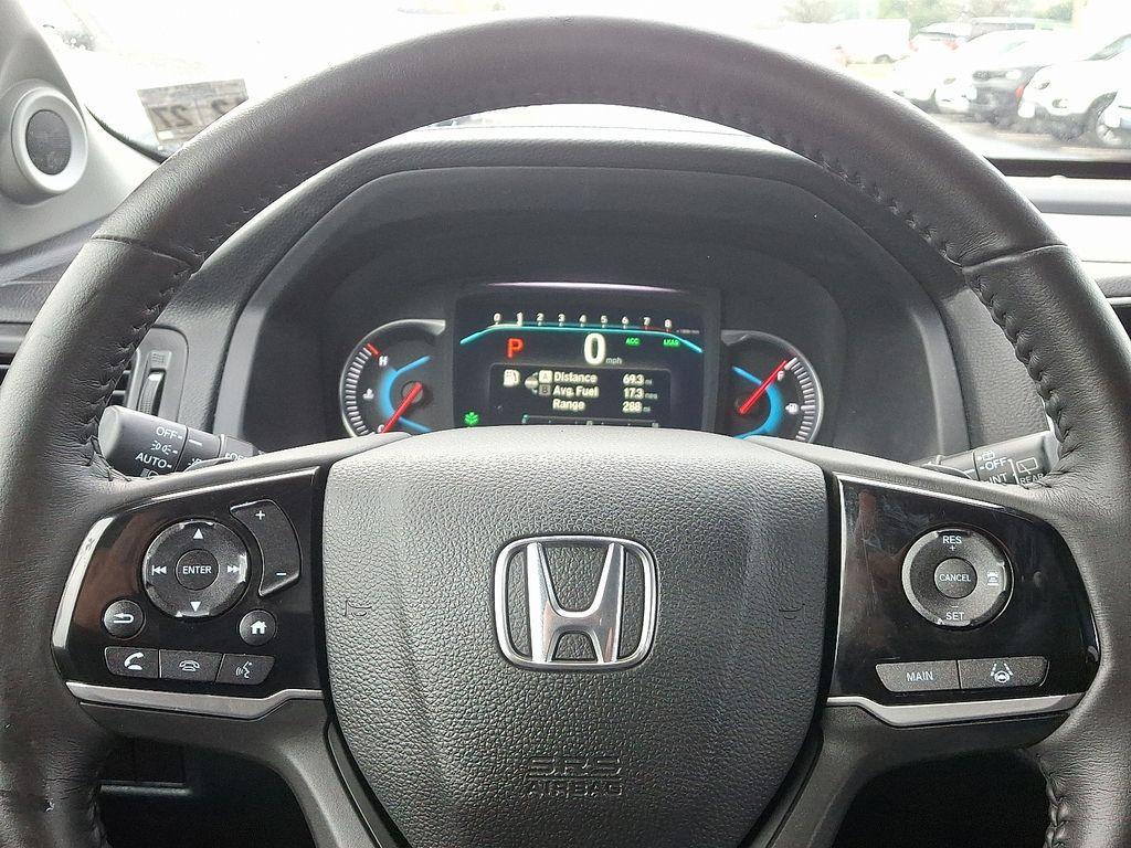 used 2022 Honda Pilot car, priced at $31,379