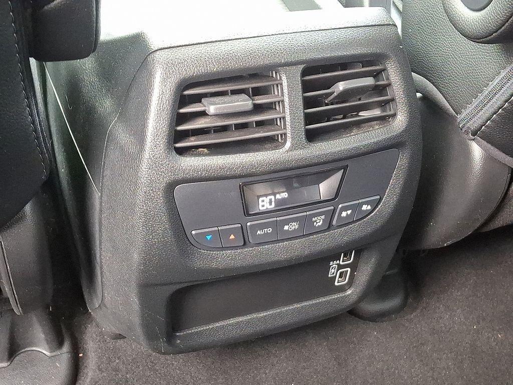 used 2022 Honda Pilot car, priced at $31,379