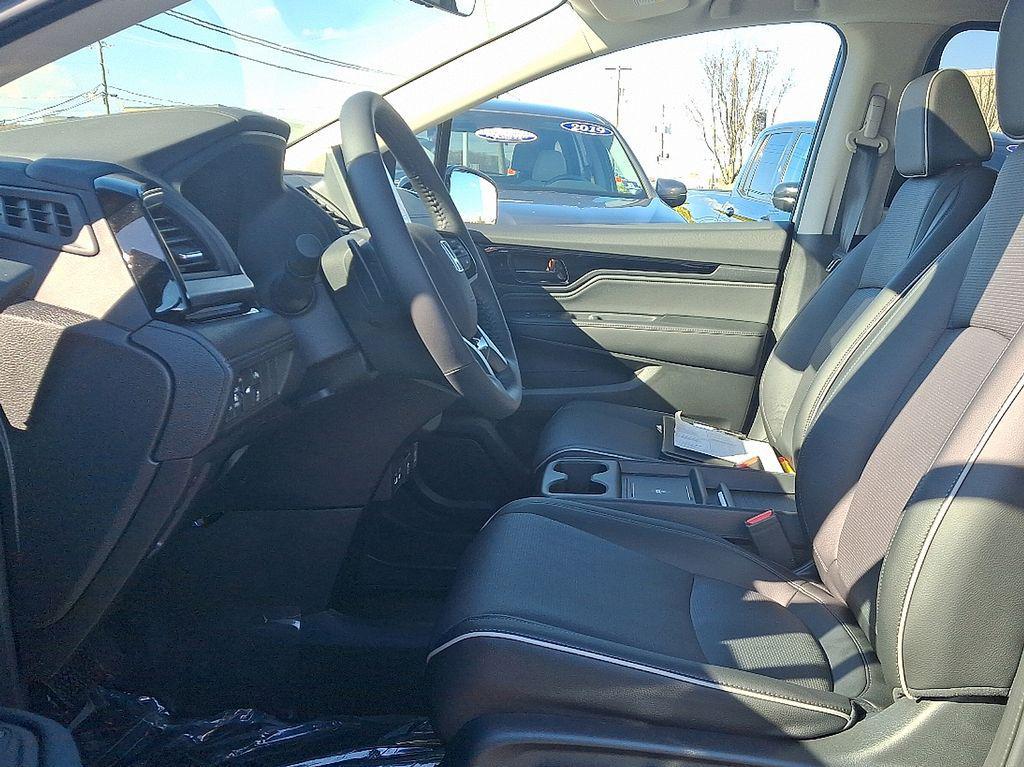 new 2026 Honda Odyssey car, priced at $53,190