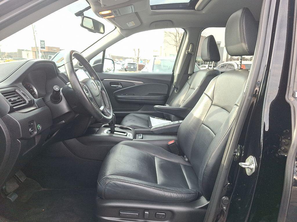 used 2017 Honda Pilot car, priced at $17,980