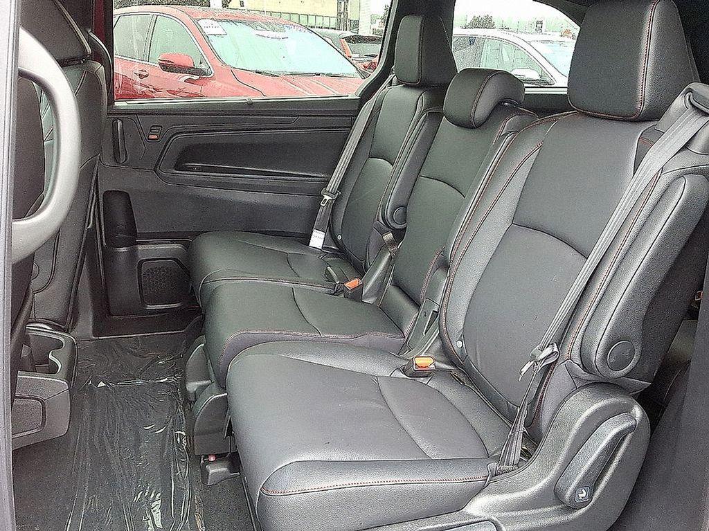 new 2026 Honda Odyssey car, priced at $45,845