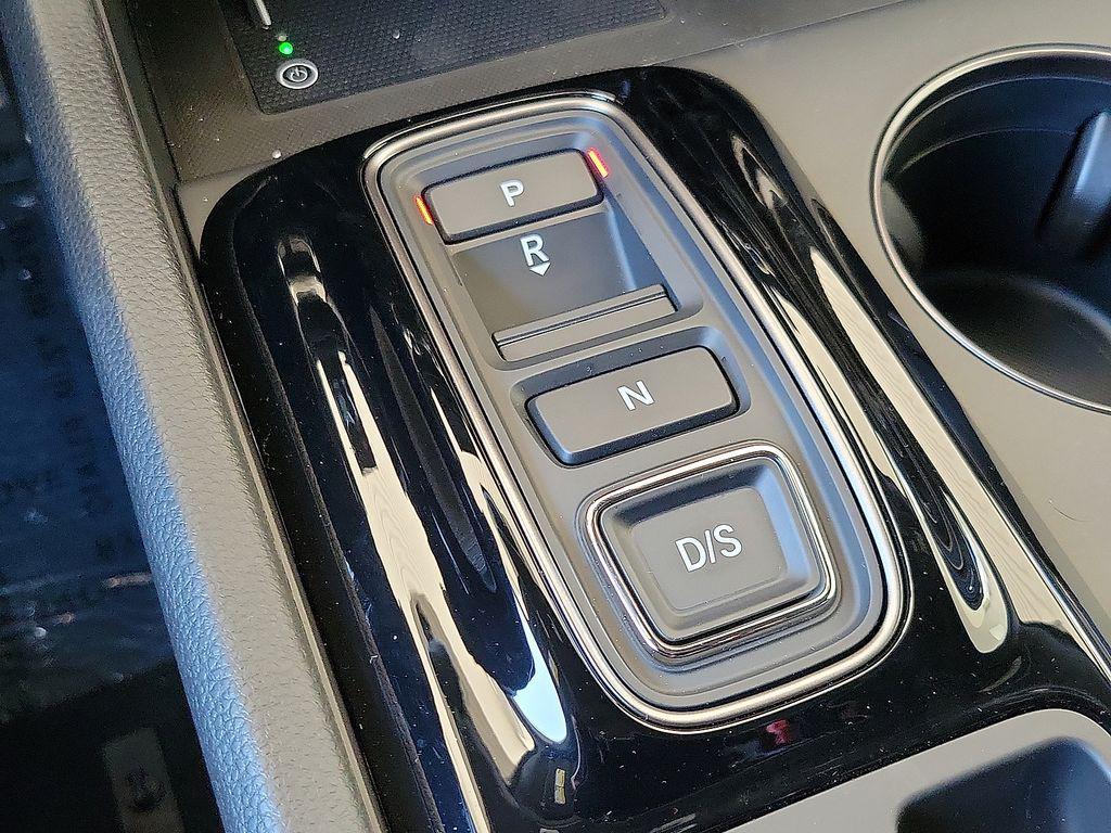 new 2025 Honda Pilot car, priced at $50,895