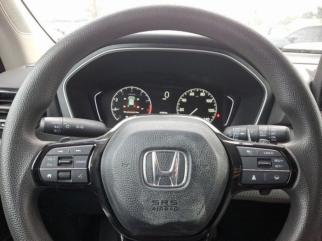 used 2023 Honda Pilot car, priced at $28,880