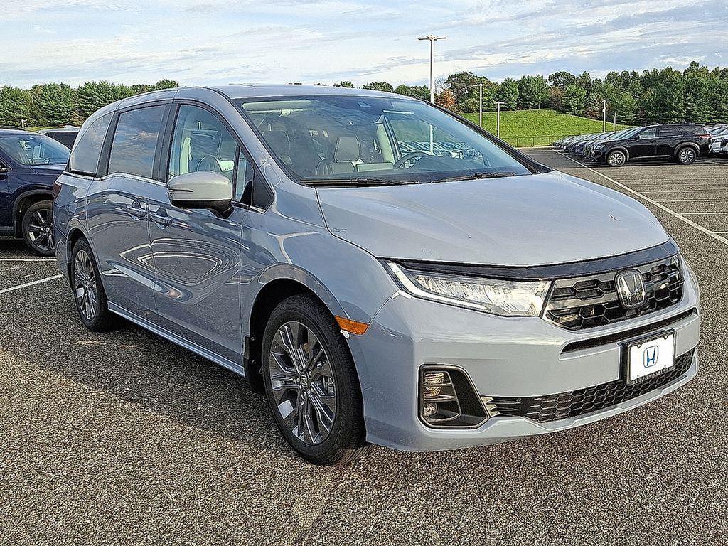 new 2026 Honda Odyssey car, priced at $49,445