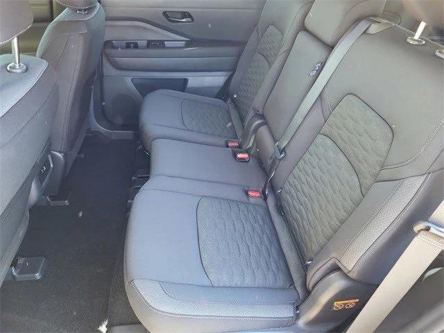 new 2025 Nissan Pathfinder car, priced at $38,890