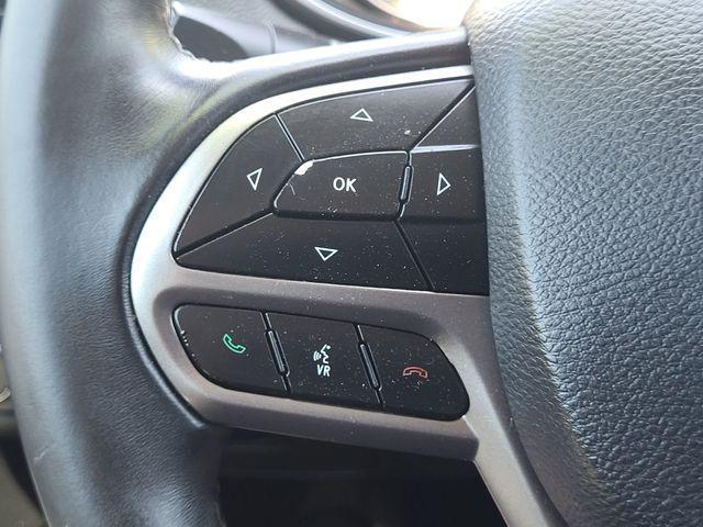 used 2019 Jeep Cherokee car, priced at $15,079