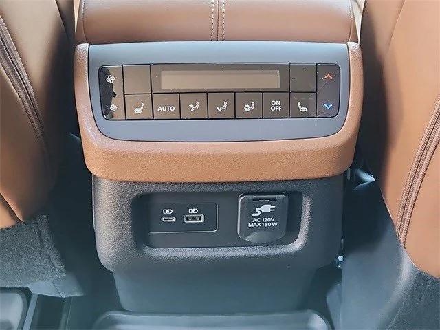 new 2025 Nissan Pathfinder car, priced at $44,500