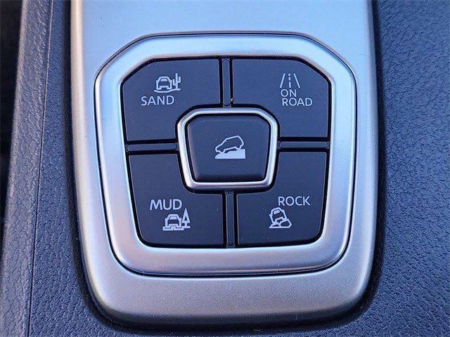new 2026 Nissan Frontier car, priced at $40,280