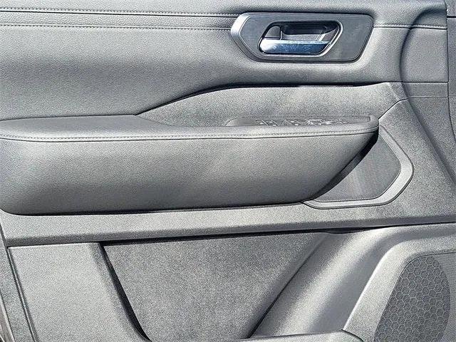 new 2026 Nissan Armada car, priced at $65,015