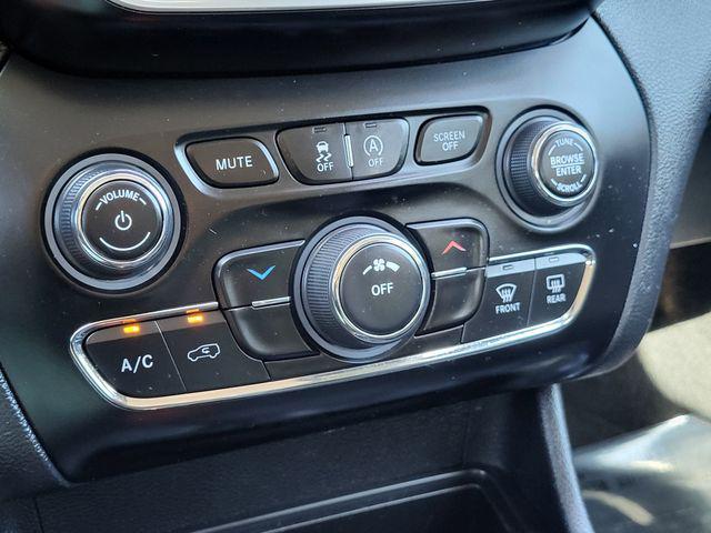 used 2020 Jeep Cherokee car, priced at $19,999