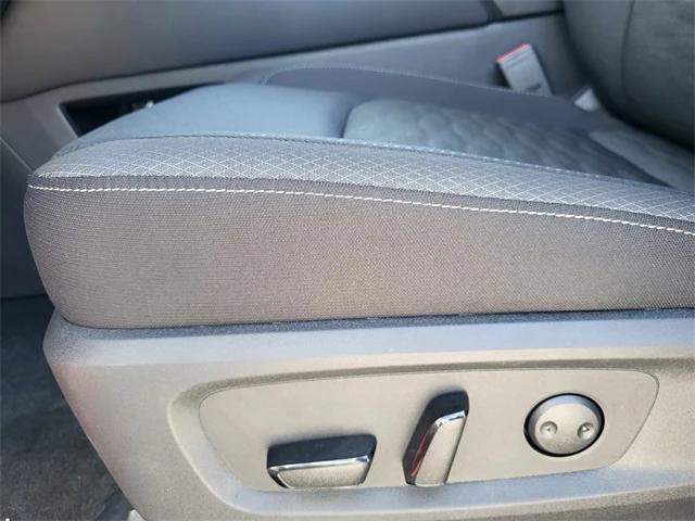 new 2026 Nissan Pathfinder car, priced at $42,960