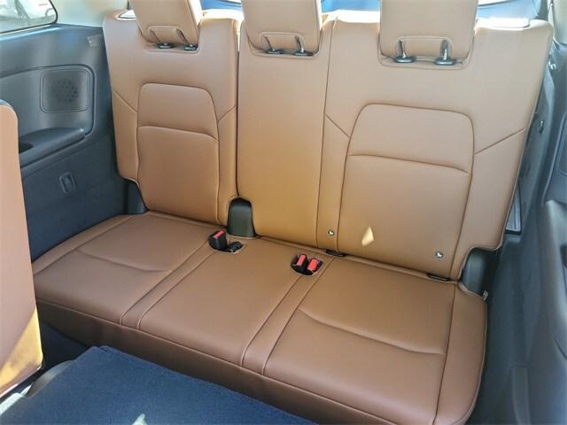 new 2025 Nissan Pathfinder car, priced at $44,600