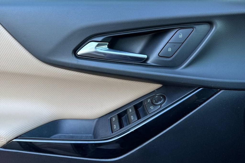 new 2026 Chevrolet Equinox car, priced at $35,782