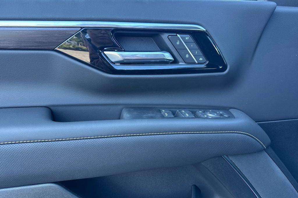 new 2026 Chevrolet Suburban car, priced at $90,197