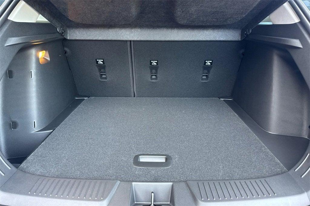 new 2026 Chevrolet Trax car, priced at $25,128