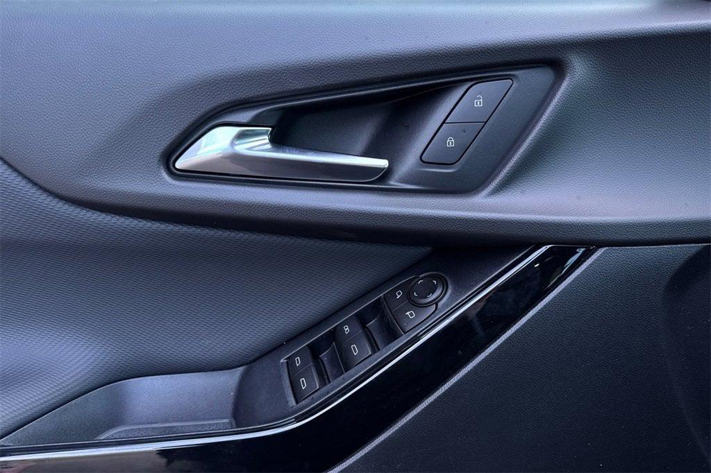 new 2026 Chevrolet Equinox car, priced at $30,239