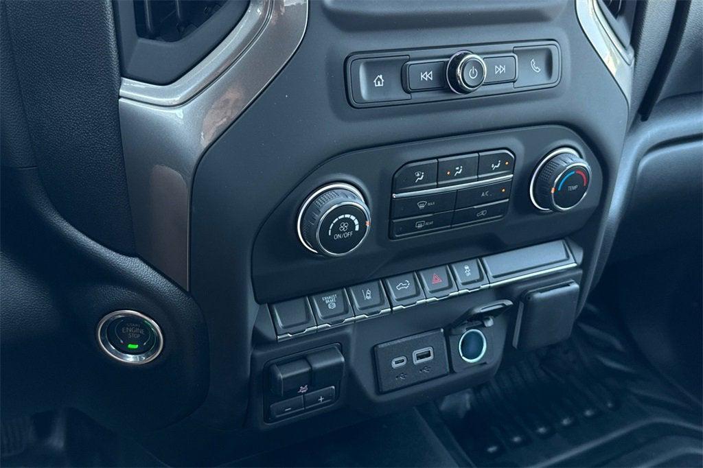 new 2025 Chevrolet Silverado 2500 car, priced at $73,668