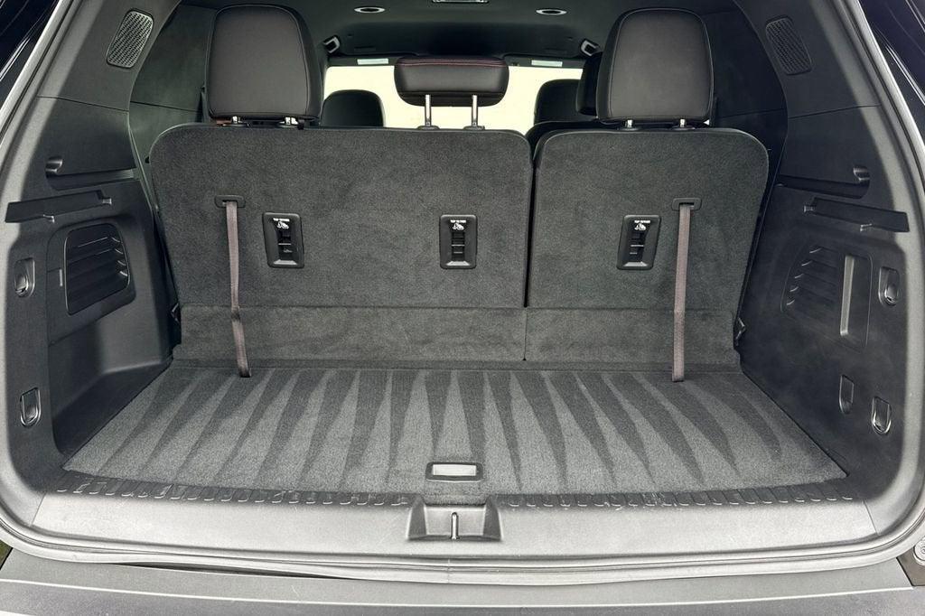 used 2025 Chevrolet Traverse car, priced at $49,763