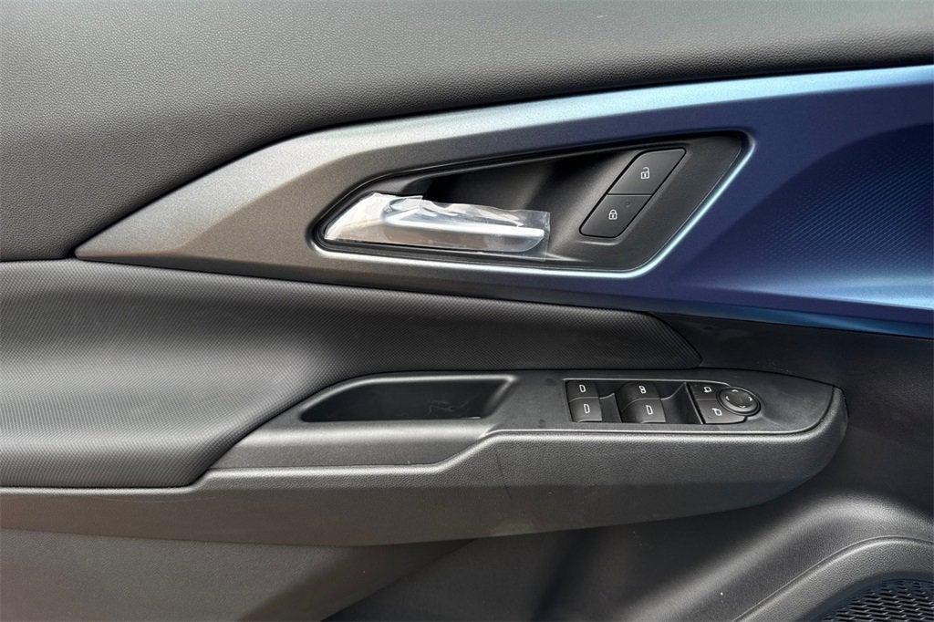 new 2026 Chevrolet Equinox EV car