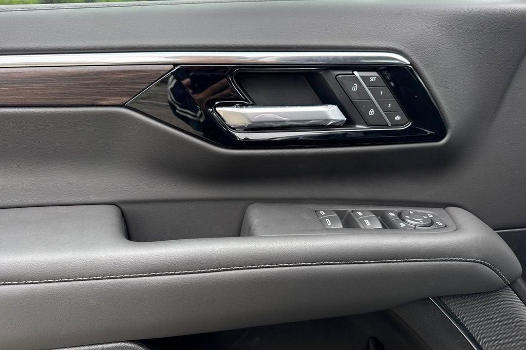 new 2026 Chevrolet Suburban car, priced at $86,290